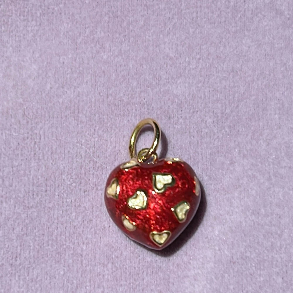 14k enamel heart pendant